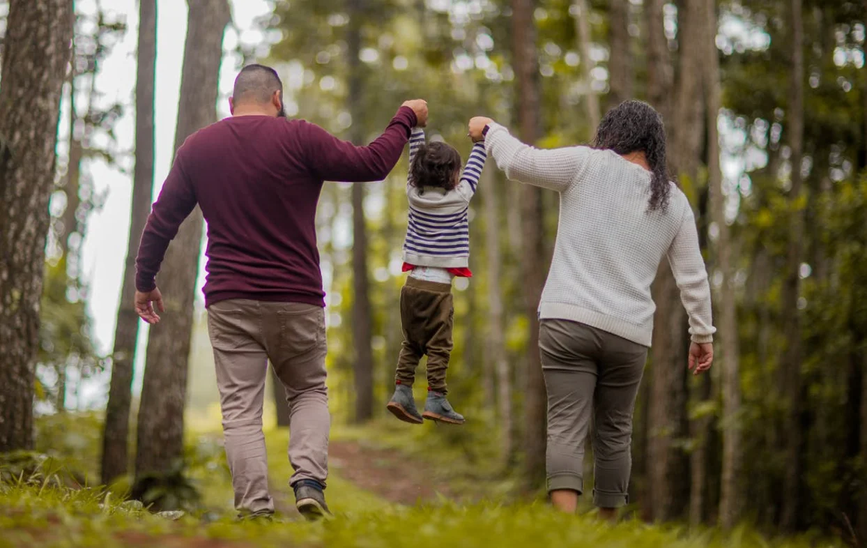 Die wichtigsten Dinge, die Eltern ihren Kindern beibringen sollten